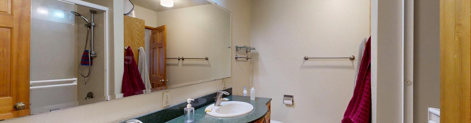 Crestview Dr, Pullman, Washington 99163, 4 Bedrooms Bedrooms, 0 ,2 BathroomsBathrooms,Condos/townhomes,For Sale,Crestview Dr,0,290352