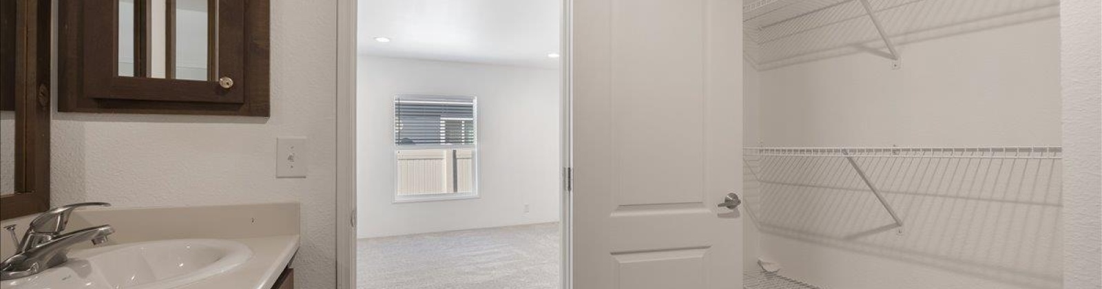 Edison, Sunnyside, Washington 98944, 3 Bedrooms Bedrooms, 0 ,2 BathroomsBathrooms,Manufactured Homes,For Sale,Edison,0,290361