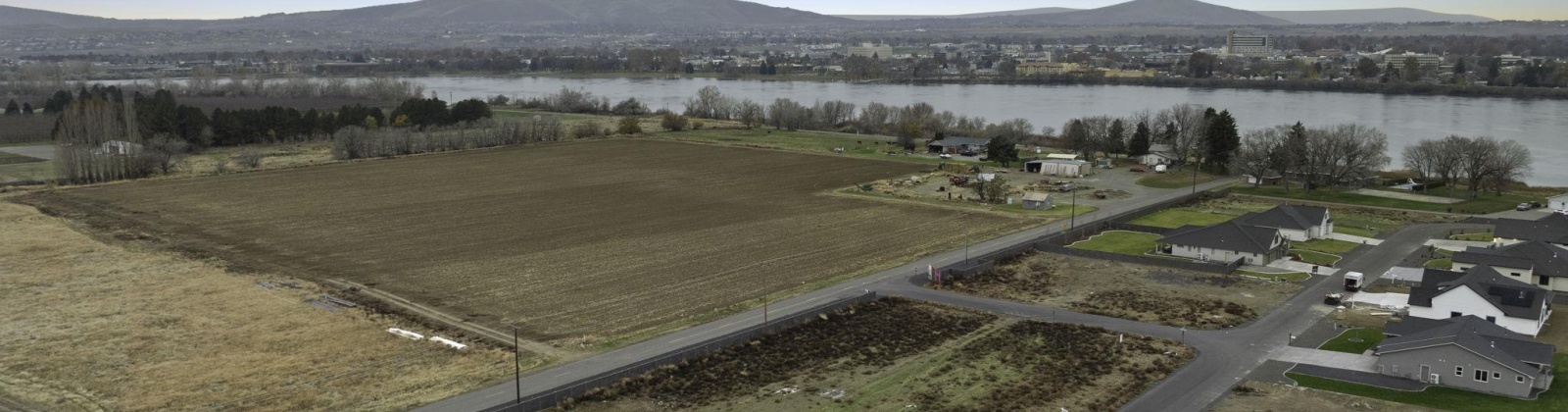 Blackfoot Dr, Pasco, Washington 99301, 4 Bedrooms Bedrooms, 0 ,3 BathroomsBathrooms,Houses,For Sale,Blackfoot Dr,0,290367