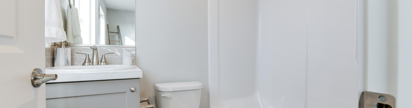 Clearwater Dr, Kennewick, Washington 99336, 3 Bedrooms Bedrooms, 0 ,3 BathroomsBathrooms,Houses,For Sale,Clearwater Dr,0,290366