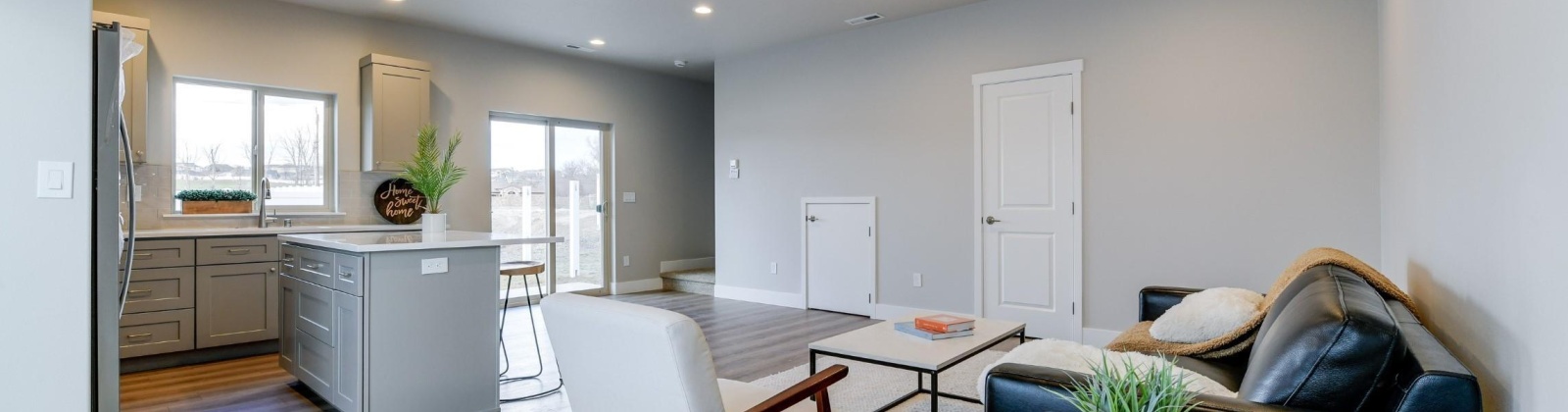 Clearwater Dr, Kennewick, Washington 99336, 3 Bedrooms Bedrooms, 0 ,3 BathroomsBathrooms,Houses,For Sale,Clearwater Dr,0,290366