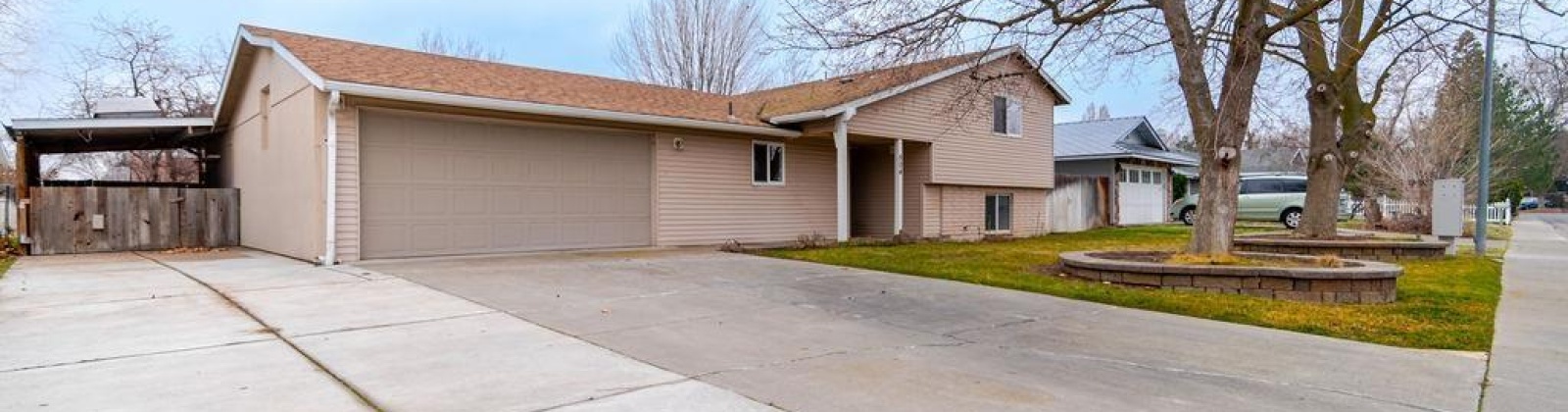 Louisiana Street, Kennewick, Washington 99336, 4 Bedrooms Bedrooms, 0 ,3 BathroomsBathrooms,Houses,For Sale,Louisiana Street,0,290368