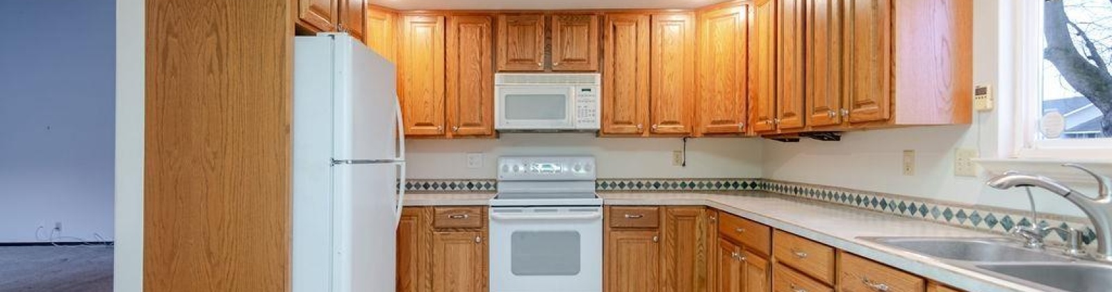 Louisiana Street, Kennewick, Washington 99336, 4 Bedrooms Bedrooms, 0 ,3 BathroomsBathrooms,Houses,For Sale,Louisiana Street,0,290368