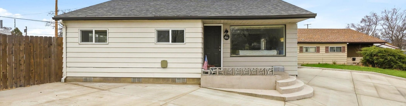 Snow, Richland, Washington 99352, 3 Bedrooms Bedrooms, 0 ,1 BathroomBathrooms,Houses,For Sale,Snow,0,290389