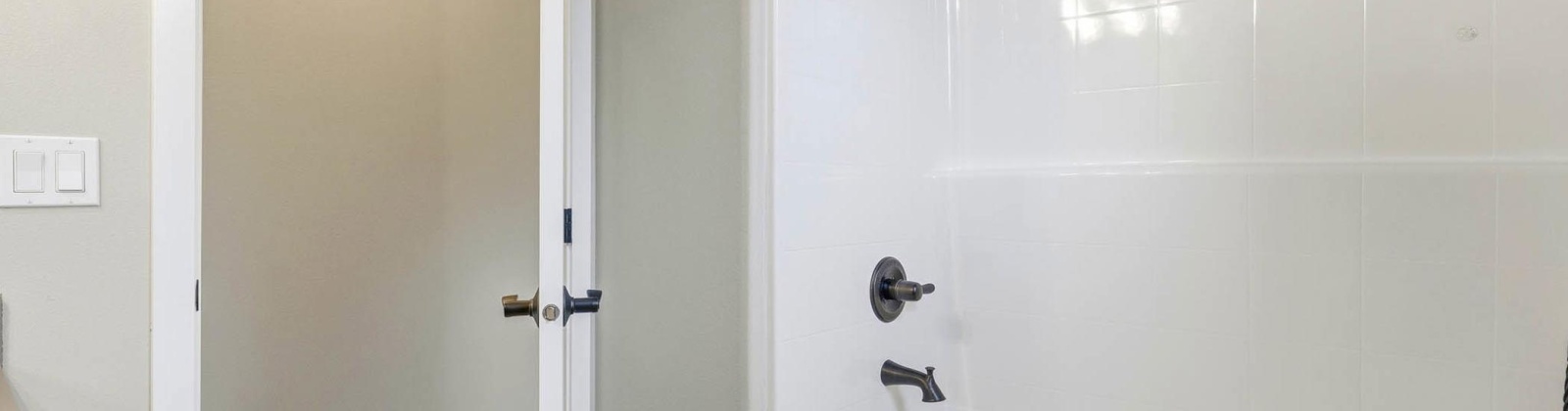 Morris Ave., Richland, Washington 99352-5115, 4 Bedrooms Bedrooms, 0 ,3 BathroomsBathrooms,Houses,For Sale,Morris Ave.,0,290388