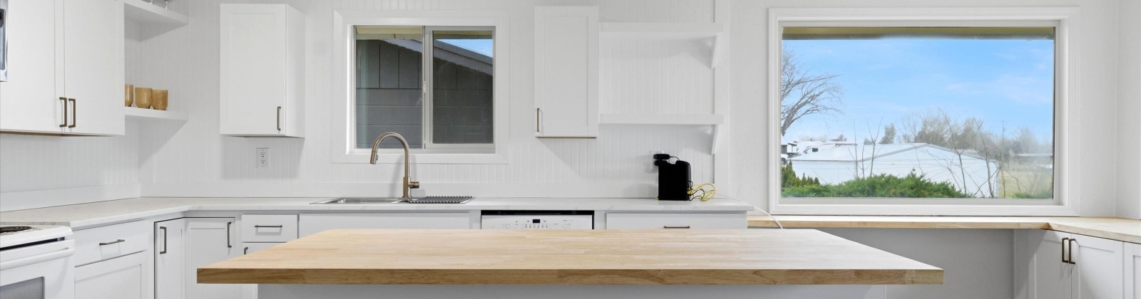 Dradie St, Pasco, Washington 99301, 4 Bedrooms Bedrooms, 0 ,2 BathroomsBathrooms,Houses,For Sale,Dradie St,0,290386