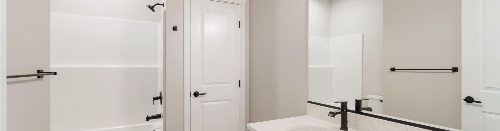 Nuthatch St, Richland, Washington 99352, 3 Bedrooms Bedrooms, 0 ,2 BathroomsBathrooms,Houses,For Sale,Nuthatch St,0,290385