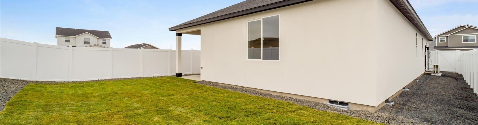 Nuthatch St, Richland, Washington 99352, 3 Bedrooms Bedrooms, 0 ,2 BathroomsBathrooms,Houses,For Sale,Nuthatch St,0,290385