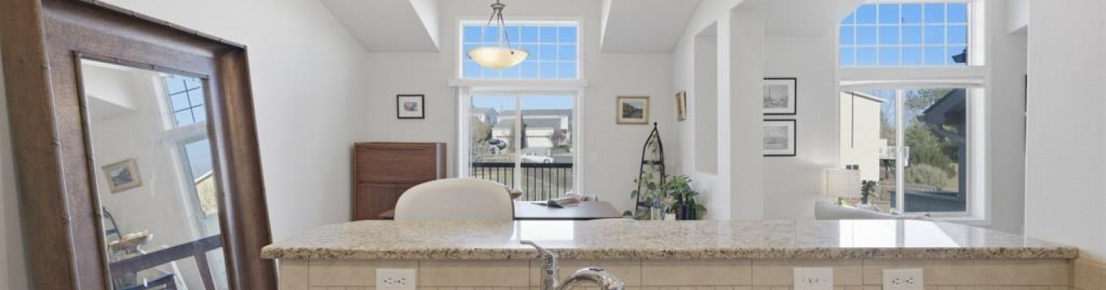 Terreview Drive, #E, Pullman, Washington 99163, 2 Bedrooms Bedrooms, 0 ,3 BathroomsBathrooms,Condos/townhomes,For Sale,Terreview Drive, #E,0,290377