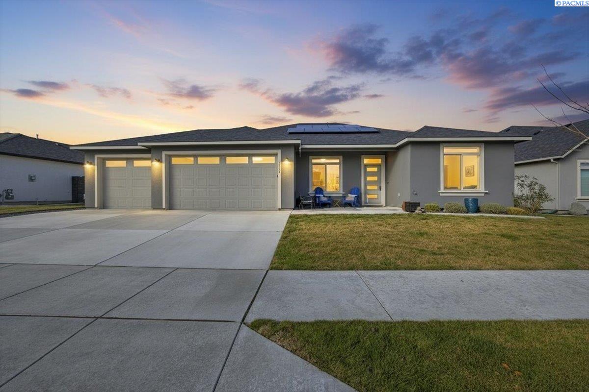 Harrison St, Kennewick, Washington 99338, 4 Bedrooms Bedrooms, 0 ,2 BathroomsBathrooms,Houses,For Sale,Harrison St,0,290427