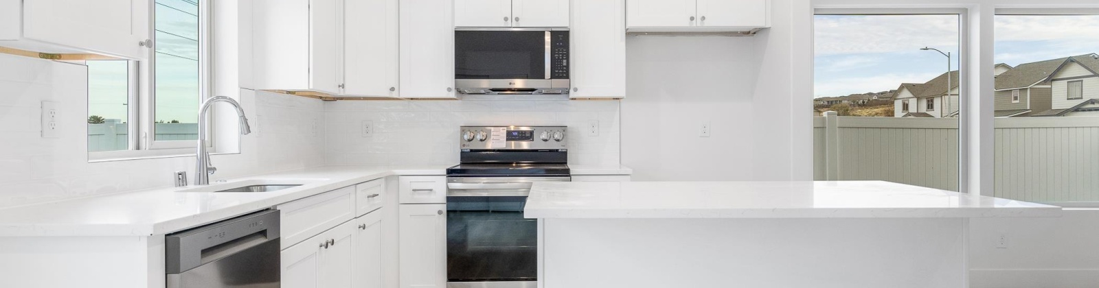 Grapevine Ct, West Richland, Washington 99353, 3 Bedrooms Bedrooms, 0 ,3 BathroomsBathrooms,Condos/townhomes,For Sale,Grapevine Ct,0,290435