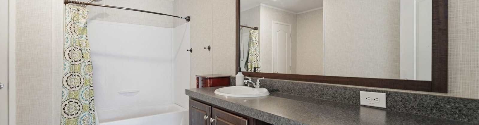 Lonetree Ln., Richland, Washington 99352, 3 Bedrooms Bedrooms, 0 ,2 BathroomsBathrooms,Manufactured Homes,For Sale,Lonetree Ln.,0,290440