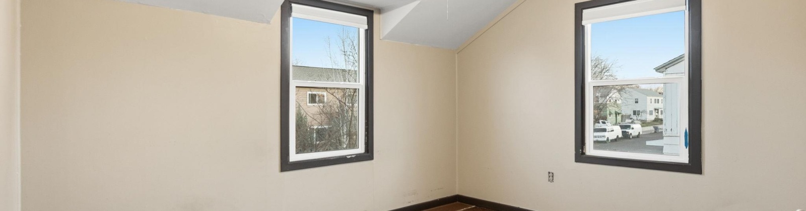 Marshall Ave, Richland, Washington 99354, 4 Bedrooms Bedrooms, 0 ,2 BathroomsBathrooms,Houses,For Sale,Marshall Ave,0,290459