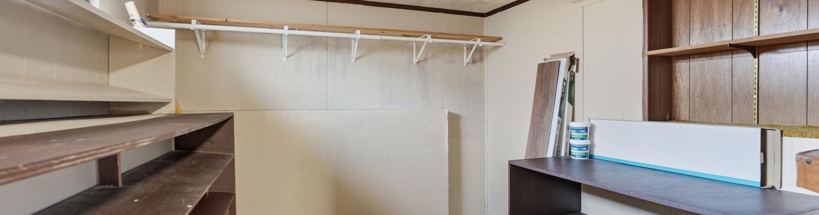 Marshall Ave, Richland, Washington 99354, 4 Bedrooms Bedrooms, 0 ,2 BathroomsBathrooms,Houses,For Sale,Marshall Ave,0,290459