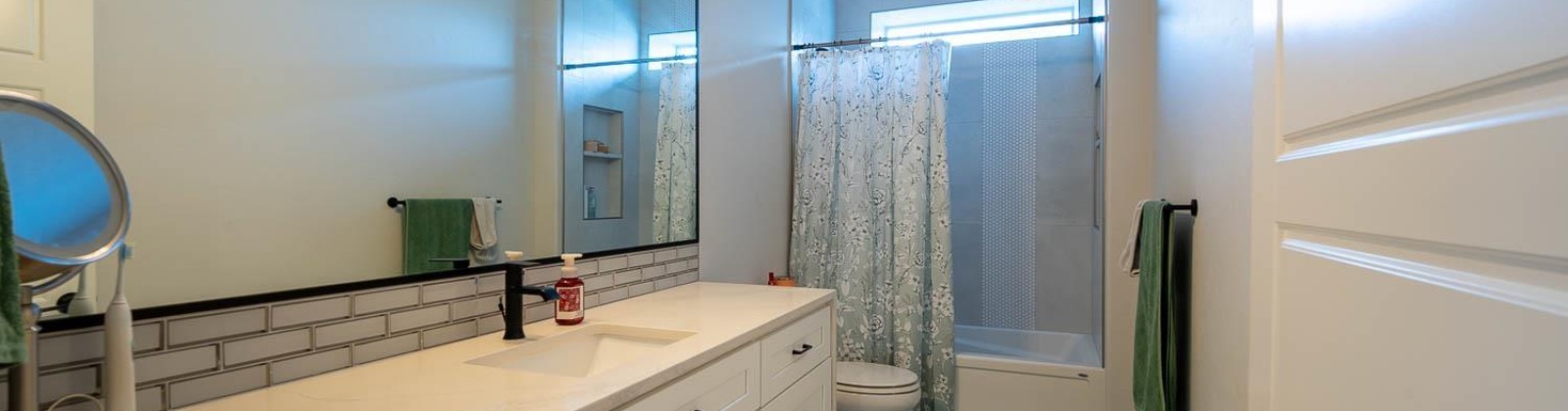 Ithaca Street, West Richland, Washington 99353, 6 Bedrooms Bedrooms, 0 ,4 BathroomsBathrooms,Houses,For Sale,Ithaca Street,0,290464