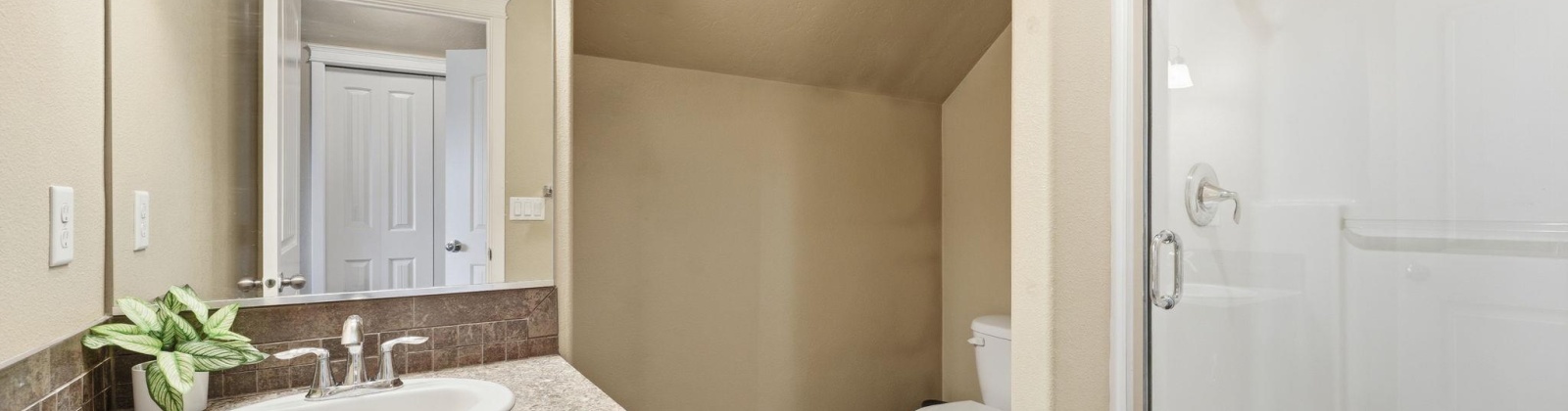 Edison Ct., Kennewick, Washington 99338, 4 Bedrooms Bedrooms, 0 ,3 BathroomsBathrooms,Houses,For Sale,Edison Ct.,0,290467