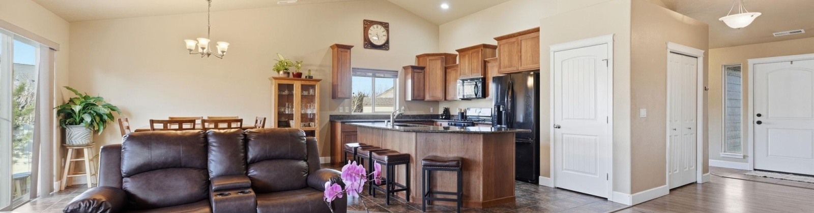 Edison Ct., Kennewick, Washington 99338, 4 Bedrooms Bedrooms, 0 ,3 BathroomsBathrooms,Houses,For Sale,Edison Ct.,0,290467