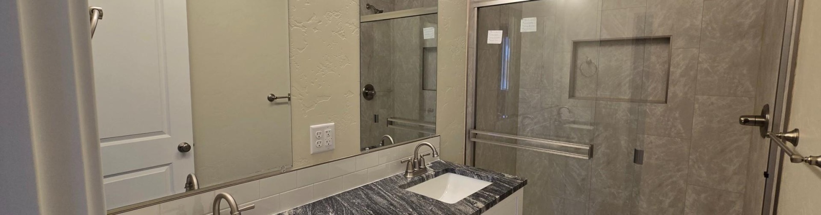 Elm Place, Kennewick, Washington 99337, 4 Bedrooms Bedrooms, 0 ,2 BathroomsBathrooms,Houses,For Sale,Elm Place,0,290489