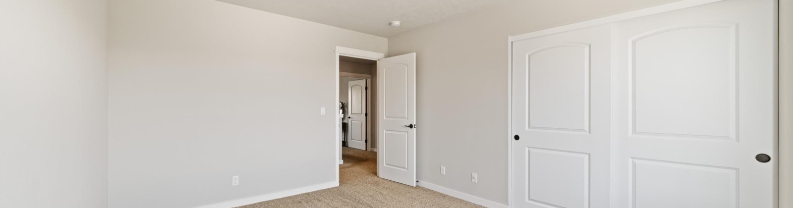 Morris Avenue, Richland, Washington 99352, 5 Bedrooms Bedrooms, 0 ,3 BathroomsBathrooms,Houses,For Rent,Morris Avenue,0,290483