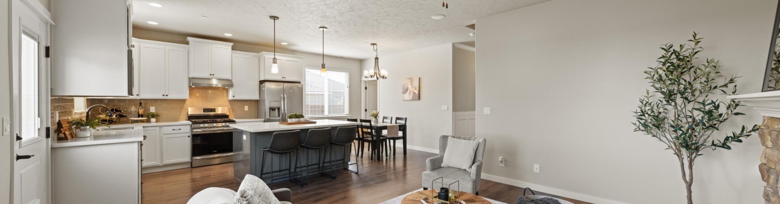 Morris Avenue, Richland, Washington 99352, 5 Bedrooms Bedrooms, 0 ,3 BathroomsBathrooms,Houses,For Rent,Morris Avenue,0,290483