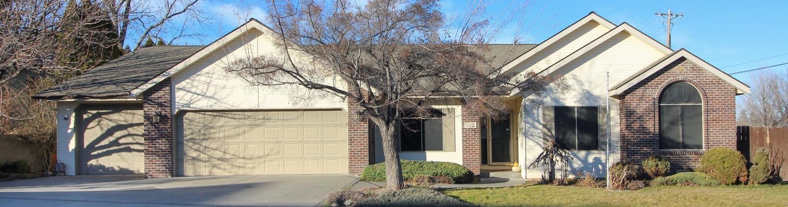 View Meadows Court, Richland, Washington 99352, 4 Bedrooms Bedrooms, 0 ,2 BathroomsBathrooms,Houses,For Sale,View Meadows Court,0,290476