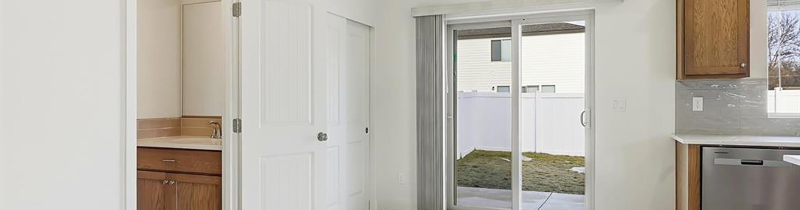 Dradie Place, Pasco, Washington 99301, 3 Bedrooms Bedrooms, 0 ,3 BathroomsBathrooms,Condos/townhomes,For Sale,Dradie Place,0,290475