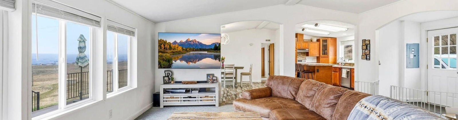 Lakeview Dr, Burbank, Washington 99323, 3 Bedrooms Bedrooms, 0 ,2 BathroomsBathrooms,Manufactured Homes,For Sale,Lakeview Dr,0,290482