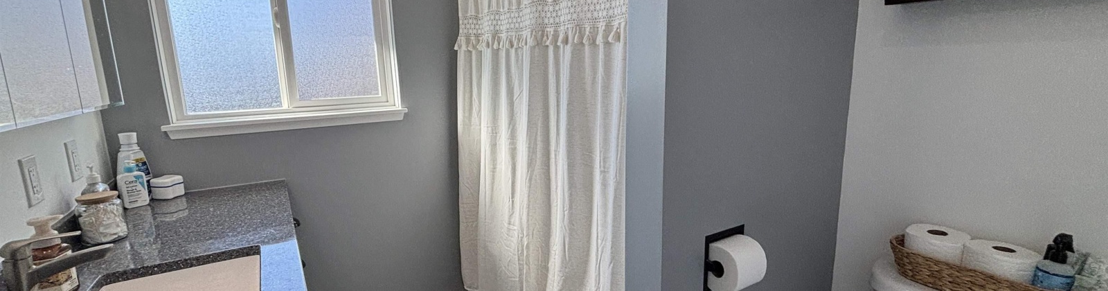 Douglas Dr, Pullman, Washington 99163, 4 Bedrooms Bedrooms, 0 ,2 BathroomsBathrooms,Houses,For Sale,Douglas Dr,0,290478