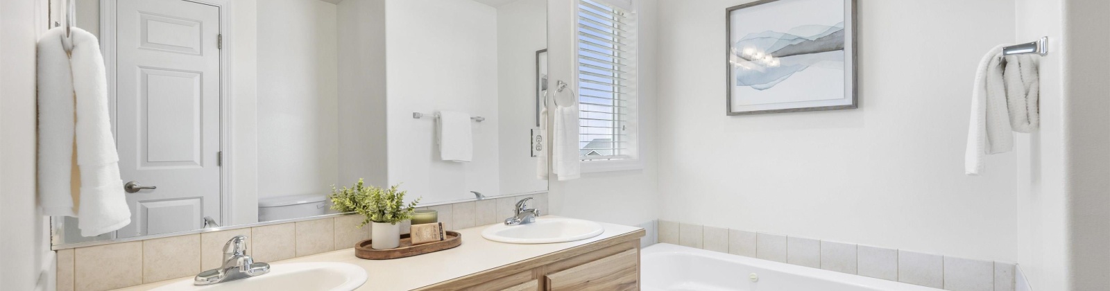 Segovia Drive, Pasco, Washington 99301, 3 Bedrooms Bedrooms, 0 ,3 BathroomsBathrooms,Houses,For Sale,Segovia Drive,0,290481