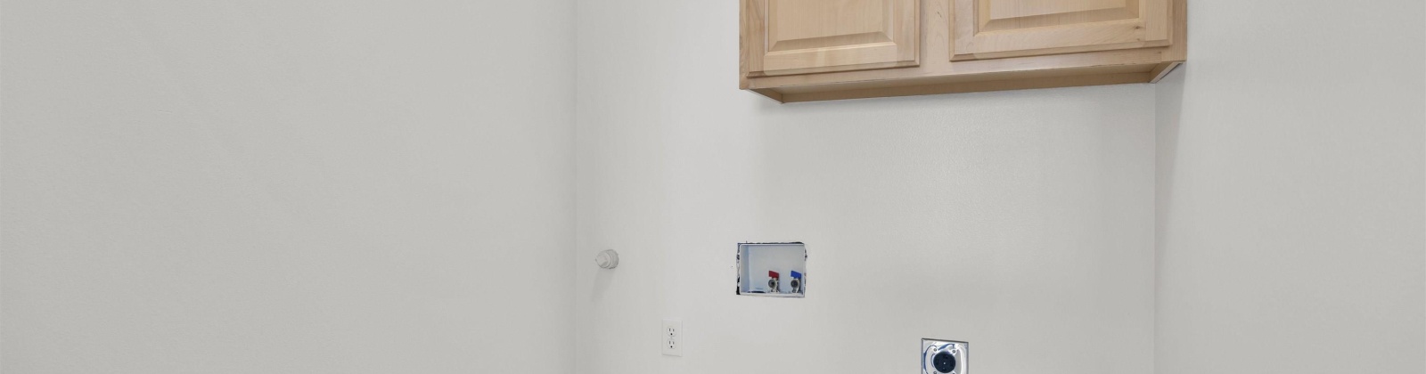 Segovia Drive, Pasco, Washington 99301, 3 Bedrooms Bedrooms, 0 ,3 BathroomsBathrooms,Houses,For Sale,Segovia Drive,0,290481