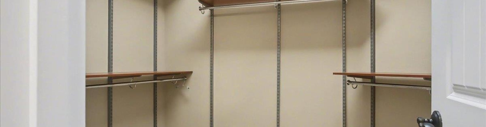 Riverbend, Richland, Washington 99353, 4 Bedrooms Bedrooms, 0 ,2 BathroomsBathrooms,Houses,For Sale,Riverbend,0,290509