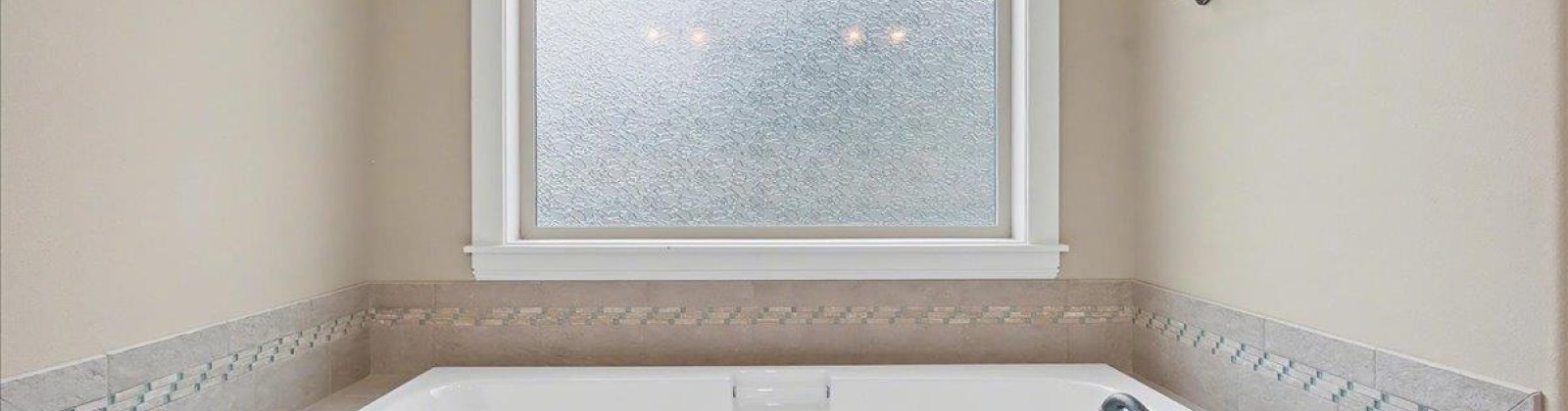 Riverbend, Richland, Washington 99353, 4 Bedrooms Bedrooms, 0 ,2 BathroomsBathrooms,Houses,For Sale,Riverbend,0,290509