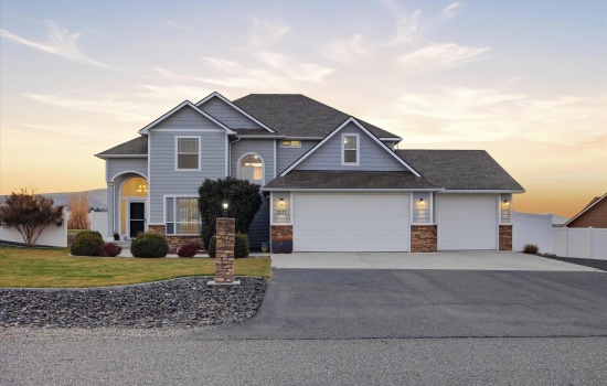 Karlee Dr, Richland, Washington 99352, 4 Bedrooms Bedrooms, 0 ,3 BathroomsBathrooms,Houses,For Sale,Karlee Dr,0,290519