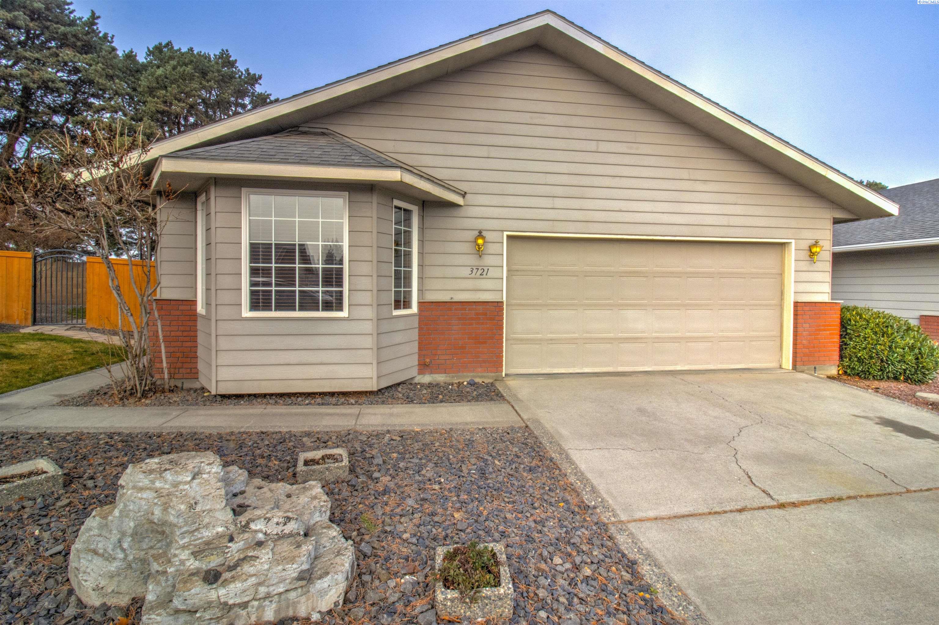 29th Ct, Kennewick, Washington 99337, 2 Bedrooms Bedrooms, 0 ,2 BathroomsBathrooms,For Sale,29th Ct,0,290522