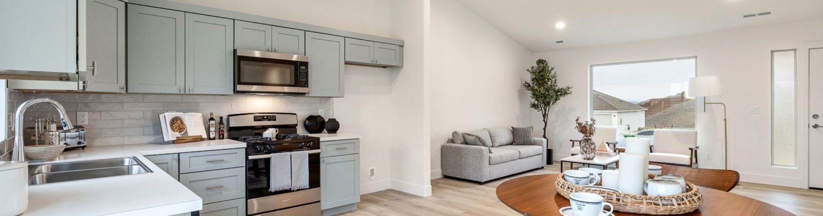 Bluegill Ln, Pasco, Washington 99301, 3 Bedrooms Bedrooms, 0 ,2 BathroomsBathrooms,Houses,For Sale,Bluegill Ln,0,290542