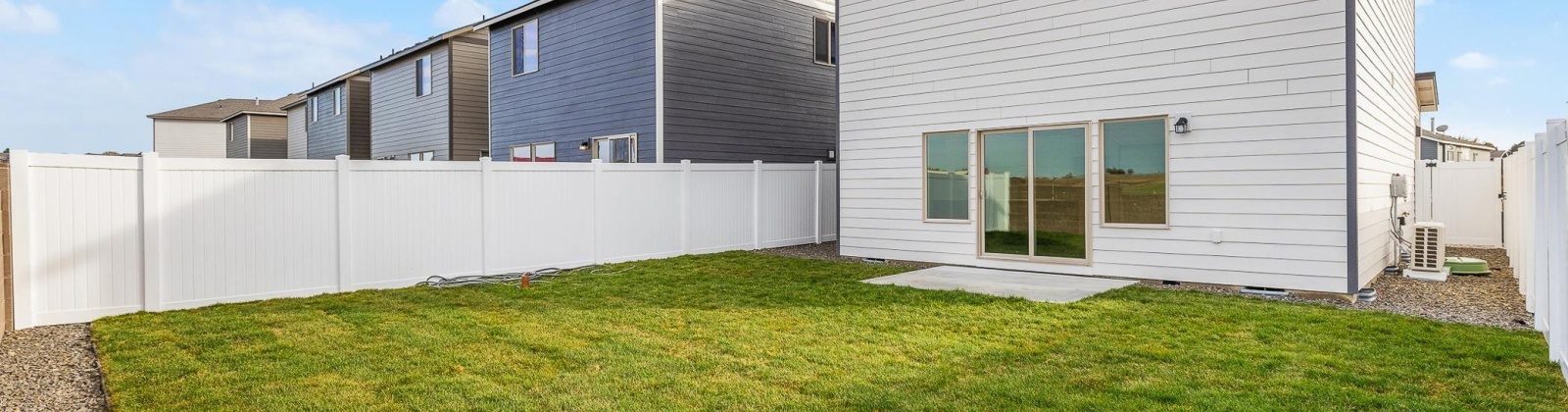 Grapevine Ct, West Richland, Washington 99353, 3 Bedrooms Bedrooms, 0 ,3 BathroomsBathrooms,Condos/townhomes,For Sale,Grapevine Ct,0,290539