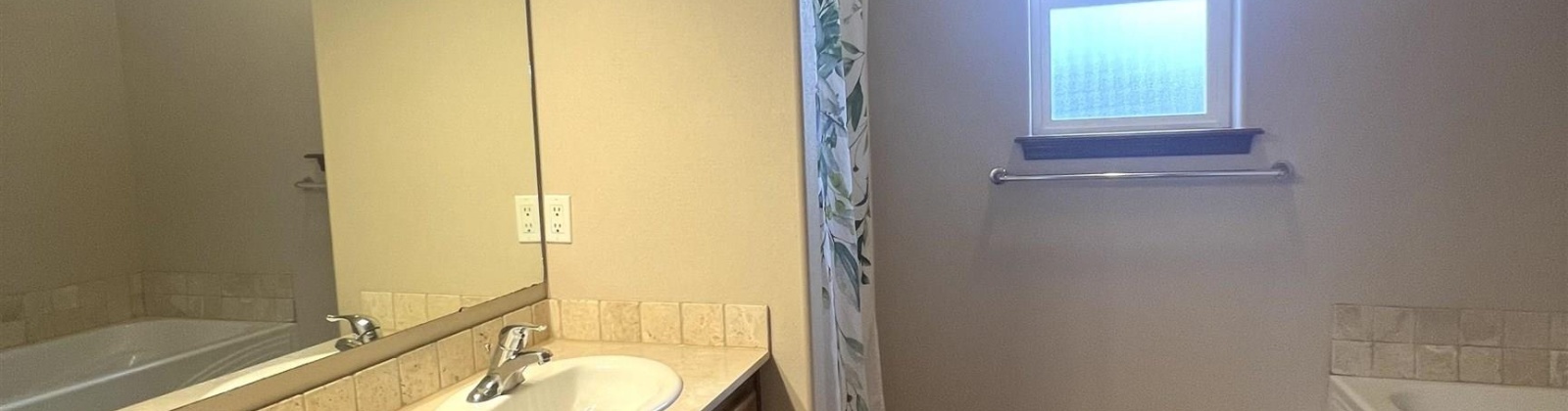 Fernwood Ln, Pasco, Washington 99301, 4 Bedrooms Bedrooms, 0 ,3 BathroomsBathrooms,Houses,For Sale,Fernwood Ln,0,290547