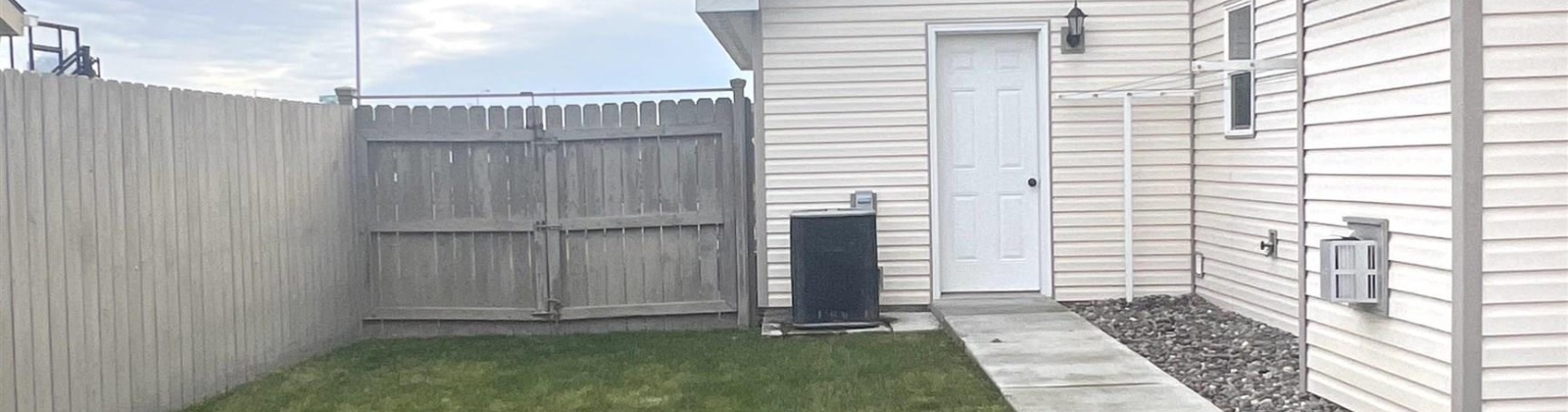 Fernwood Ln, Pasco, Washington 99301, 4 Bedrooms Bedrooms, 0 ,3 BathroomsBathrooms,Houses,For Sale,Fernwood Ln,0,290547