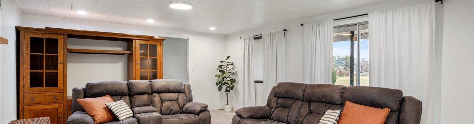 Euclid Road, Grandview, Washington 98930, 5 Bedrooms Bedrooms, 0 ,3 BathroomsBathrooms,Houses,For Sale,Euclid Road,0,290557