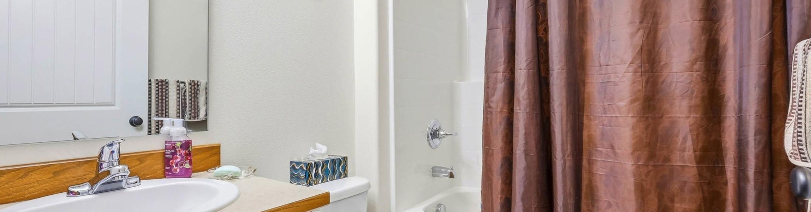 Marbella, Pasco, Washington 99301, 3 Bedrooms Bedrooms, 0 ,2 BathroomsBathrooms,Houses,For Sale,Marbella,0,290556