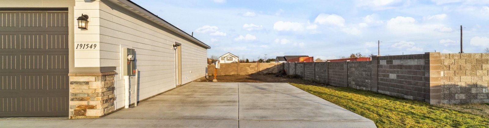 River Crest Pl., Plymouth, Washington 99346, 3 Bedrooms Bedrooms, 0 ,2 BathroomsBathrooms,Houses,For Sale,River Crest Pl.,0,290577