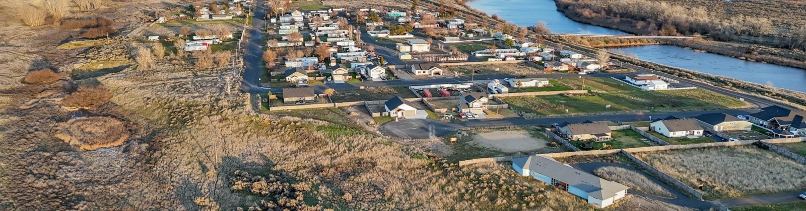 River Crest Pl., Plymouth, Washington 99346, 3 Bedrooms Bedrooms, 0 ,2 BathroomsBathrooms,Houses,For Sale,River Crest Pl.,0,290577