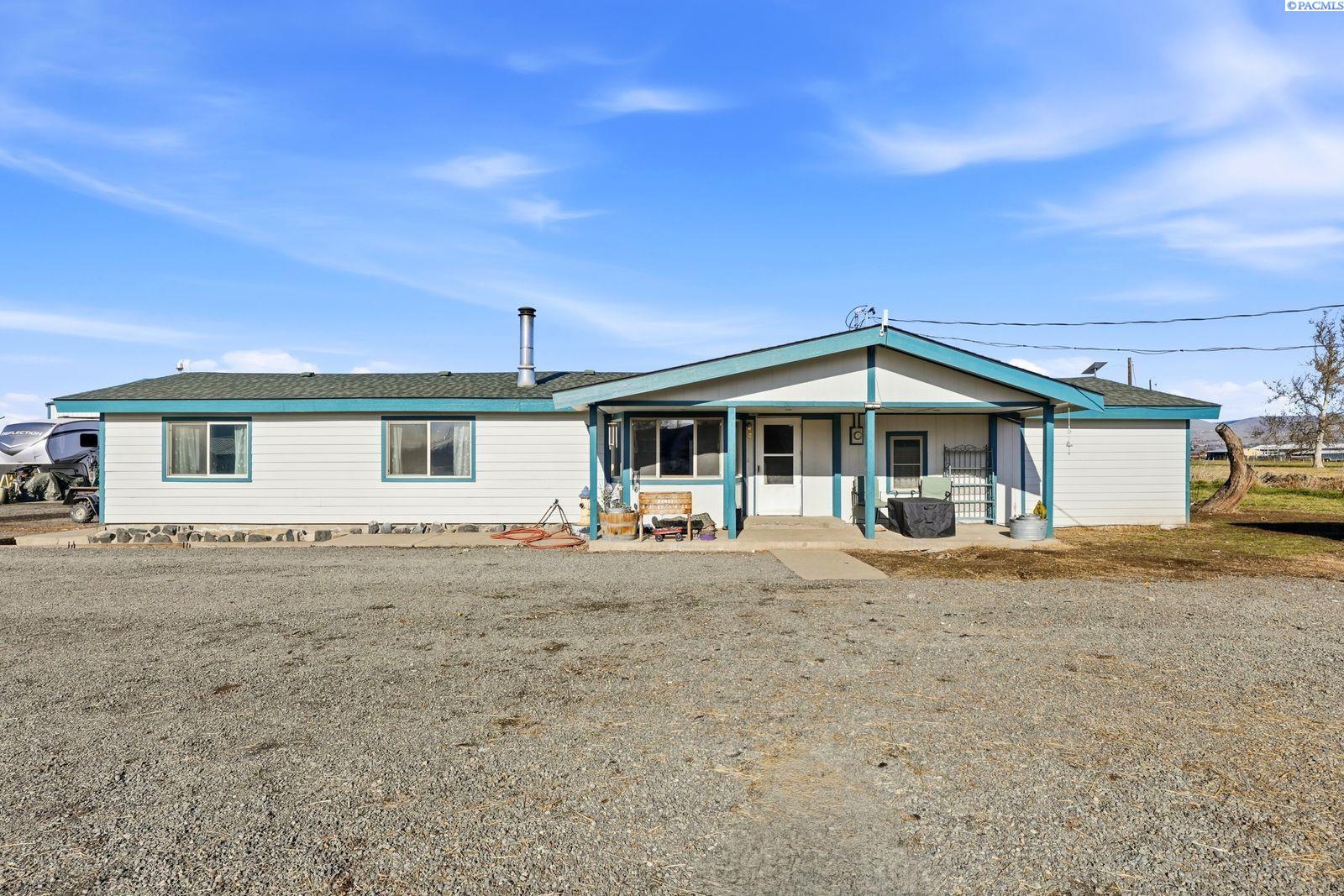 Riverside Road, Yakima, Washington 98901, 3 Bedrooms Bedrooms, 0 ,2 BathroomsBathrooms,Houses,For Sale,Riverside Road,0,290591