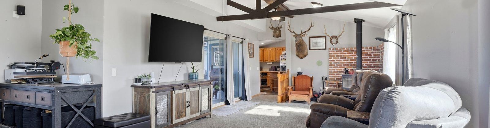 Riverside Road, Yakima, Washington 98901, 3 Bedrooms Bedrooms, 0 ,2 BathroomsBathrooms,Houses,For Sale,Riverside Road,0,290591