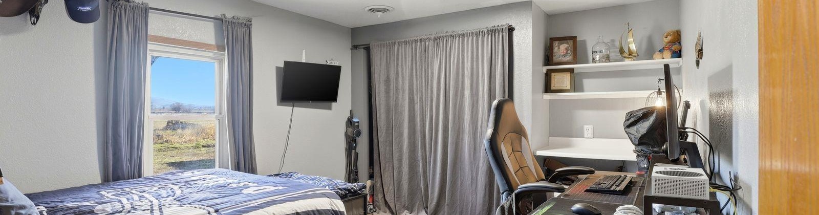 Riverside Road, Yakima, Washington 98901, 3 Bedrooms Bedrooms, 0 ,2 BathroomsBathrooms,Houses,For Sale,Riverside Road,0,290591