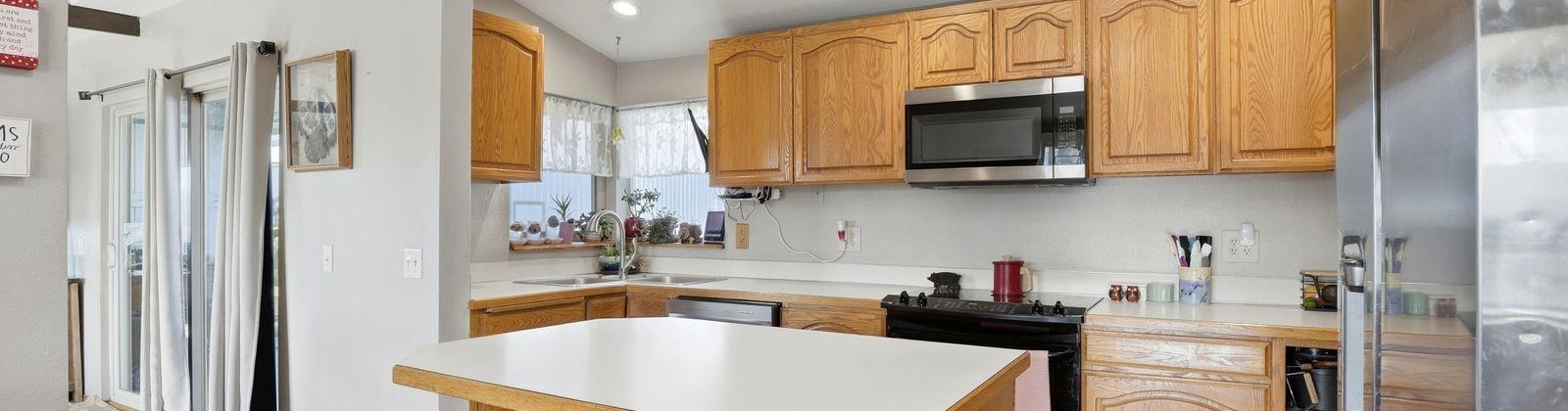 Riverside Road, Yakima, Washington 98901, 3 Bedrooms Bedrooms, 0 ,2 BathroomsBathrooms,Houses,For Sale,Riverside Road,0,290591