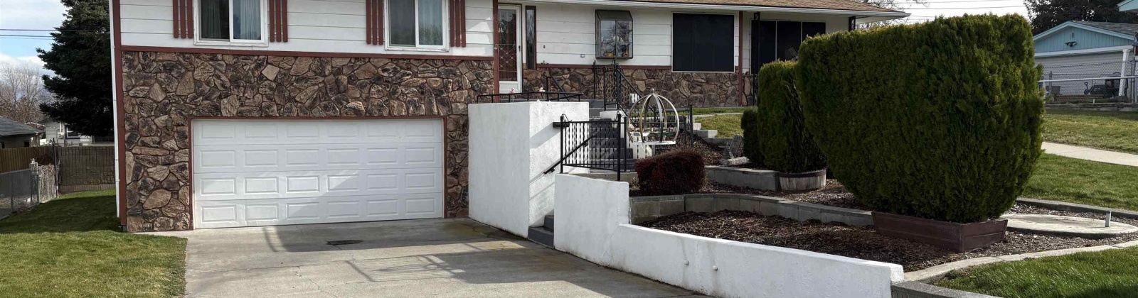 Volland St., Kennewick, Washington 99336, 3 Bedrooms Bedrooms, 0 ,3 BathroomsBathrooms,Houses,For Sale,Volland St.,0,290587