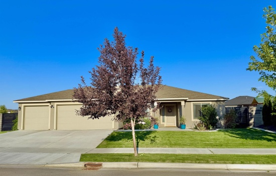 McKinley, Kennewick, Washington 99338, 4 Bedrooms Bedrooms, 0 ,2 BathroomsBathrooms,Houses,For Sale,McKinley,0,290586