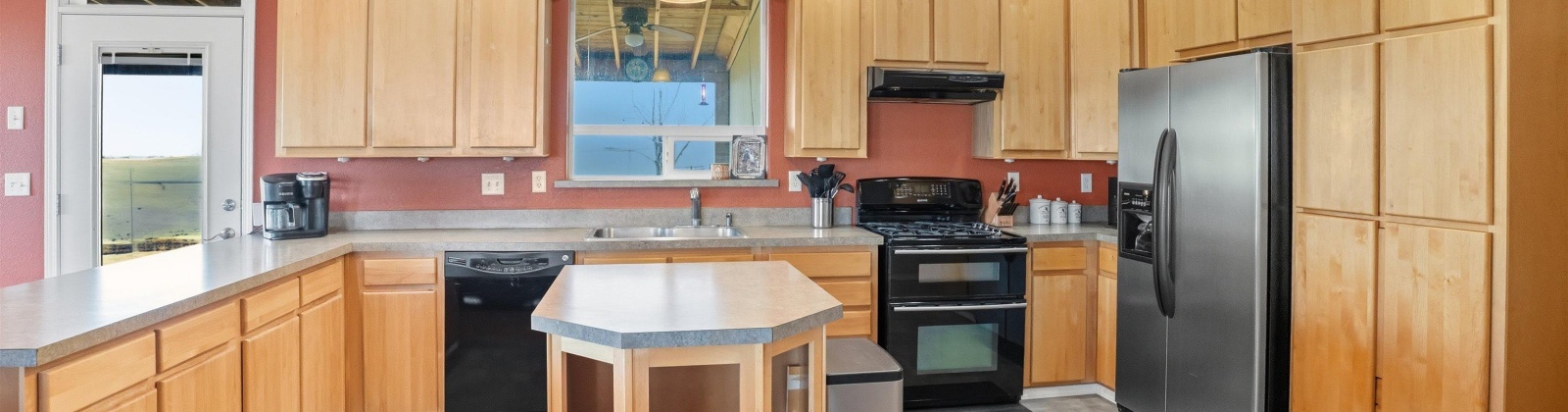 Cloverland Rd, Asotin, Washington 99402, 3 Bedrooms Bedrooms, 0 ,2 BathroomsBathrooms,Manufactured Homes,For Sale,Cloverland Rd,0,290583