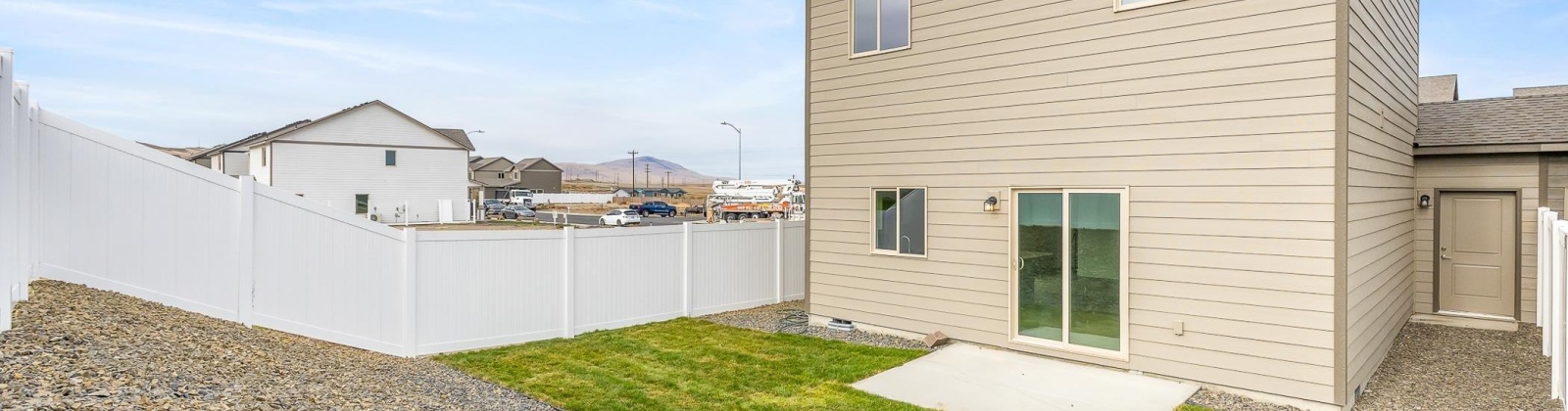 Grapevine Ct, West Richland, Washington 99353, 3 Bedrooms Bedrooms, 0 ,3 BathroomsBathrooms,Condos/townhomes,For Sale,Grapevine Ct,0,290582